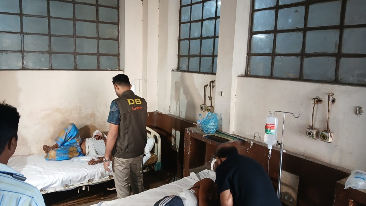 বাংলাদেশি ভেবে দুই ভারতীয় নাগরিককে গুলি করে সীমান্তে ফেলে যাওয়ার অভিযোগ