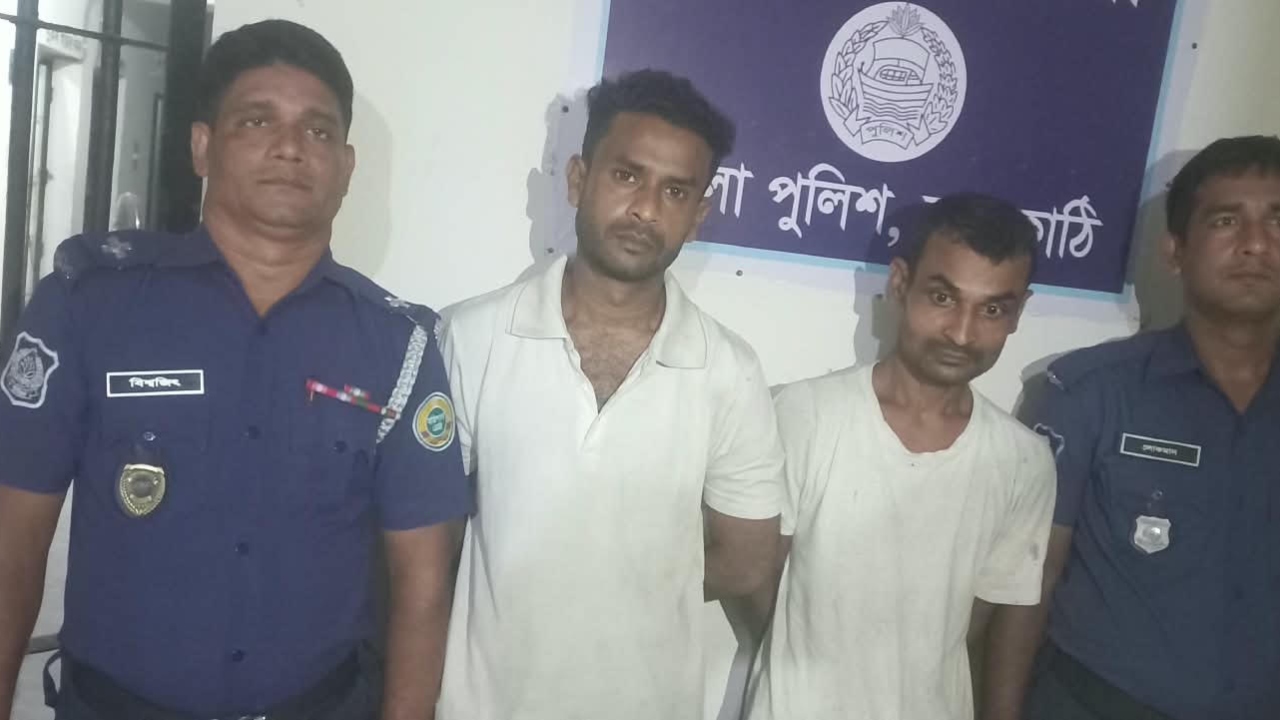 রাজাপুরে ইয়াবাসহ যুবদলের দুই নেতা গ্রেপ্তার