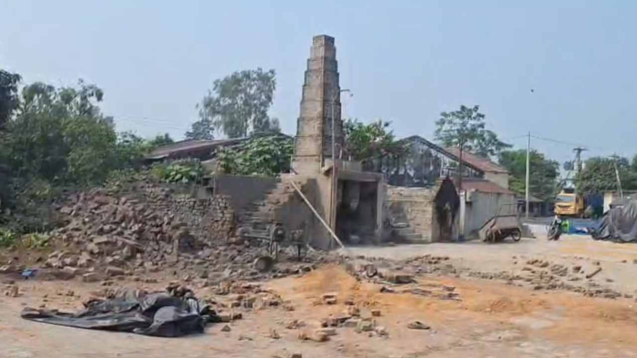নওগাঁয় চালকলের বয়লার বিস্ফোরণে শ্রমিক নিহত