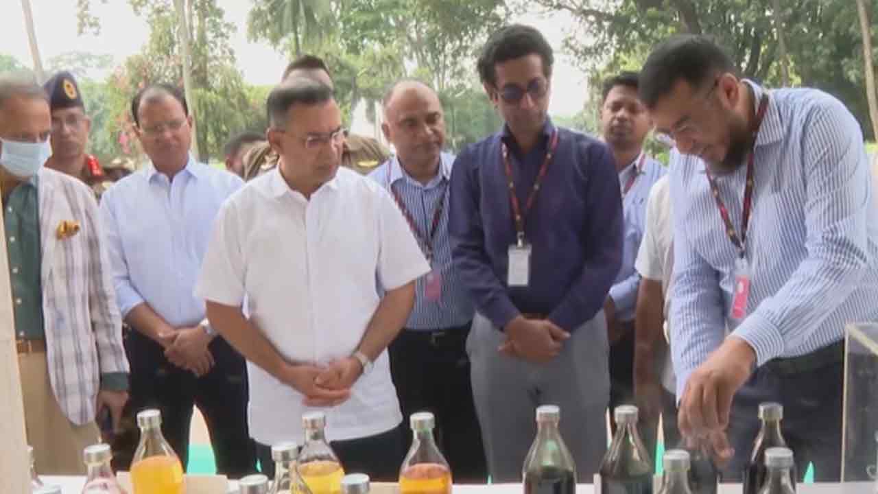 বর্জ্য থেকে জ্বালানি তেল উৎপাদনের প্রকল্প দেখলেন প্রধানমন্ত্রী