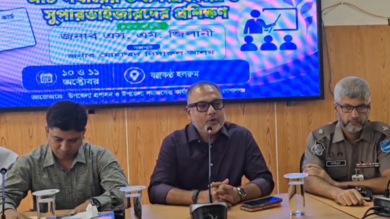 নারীদের স্বাবলম্বী করতেই ফ্যামিলি কার্ডের পরিকল্পনা: এস এম জিলানী