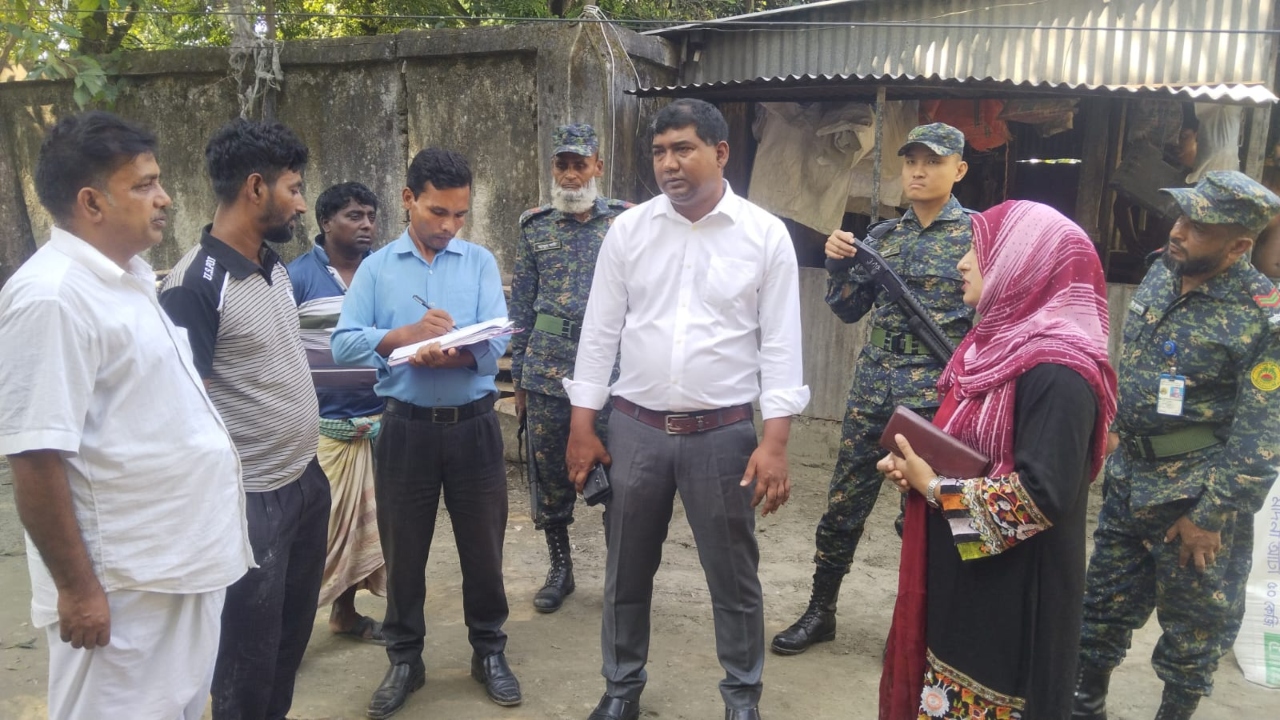 মেয়াদোত্তীর্ণ ময়দা ও নিম্নমানের তেলে ফুচকা তৈরি, বিক্রেতাকে জরিমানা