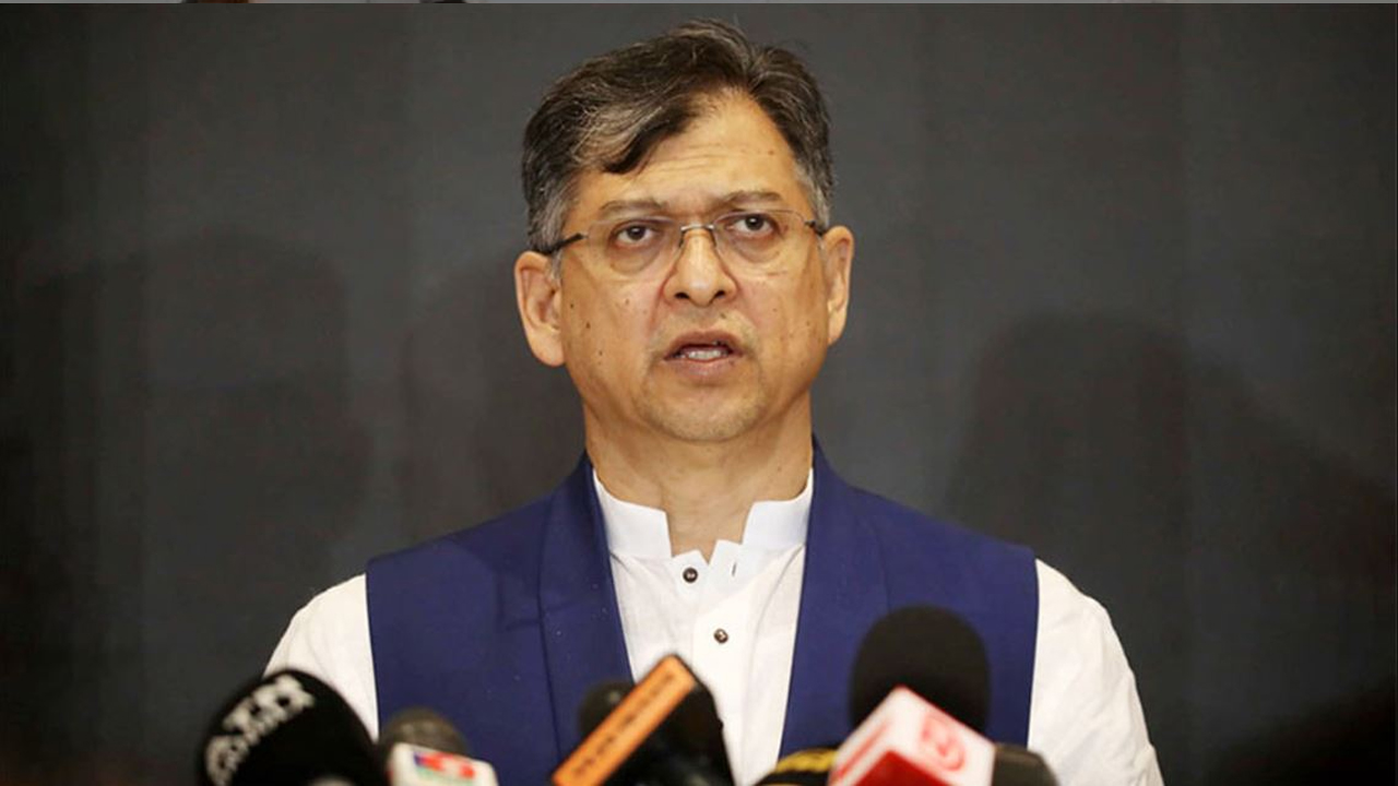 স্বরাষ্ট্রমন্ত্রীকে আহ্বায়ক করে বিমানবন্দরের নিরাপত্তা উন্নয়নে কমিটি গঠন