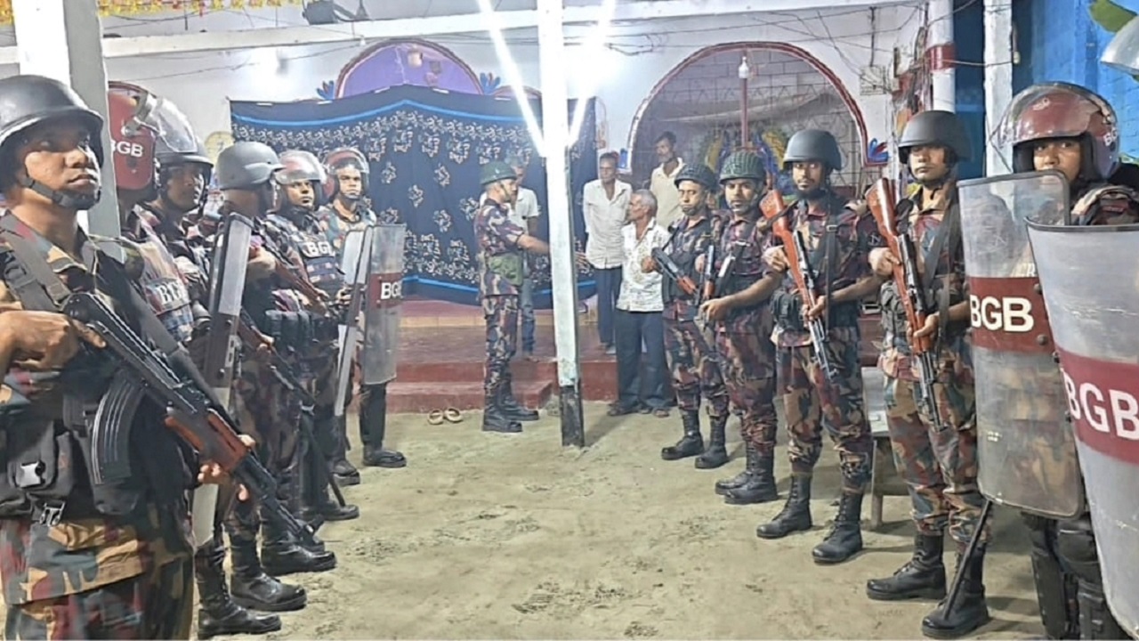 দুর্গাপূজা ঘিরে বিজিবির বিশেষ নজরদারি