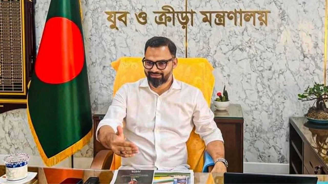 প্রশ্ন ফাঁস ঠেকাতে সচিবালয়ে রাত কাটালেন প্রতিমন্ত্রী