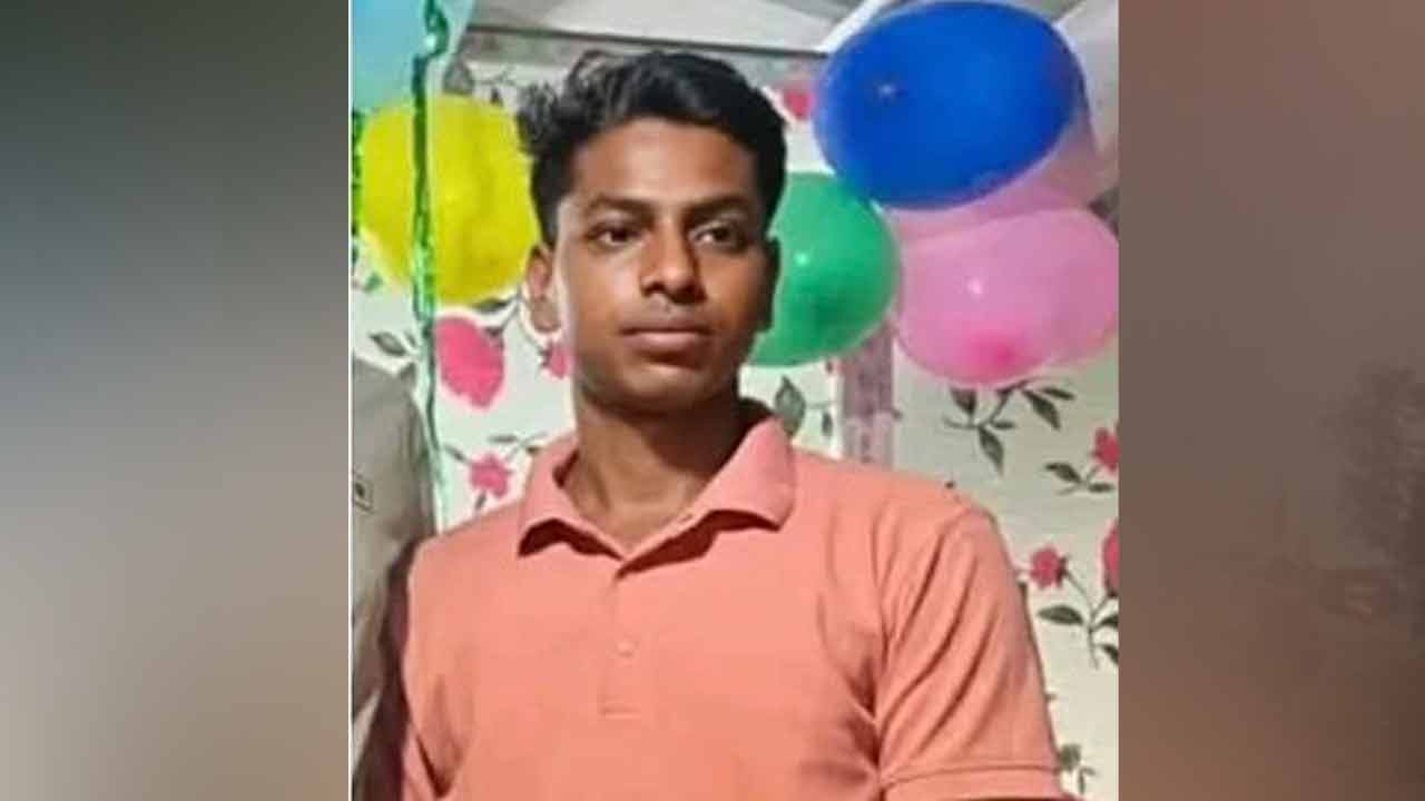 সীতাকুণ্ডে বিএনপি কার্যালয়ের সামনে গুলিতে নিহত ১