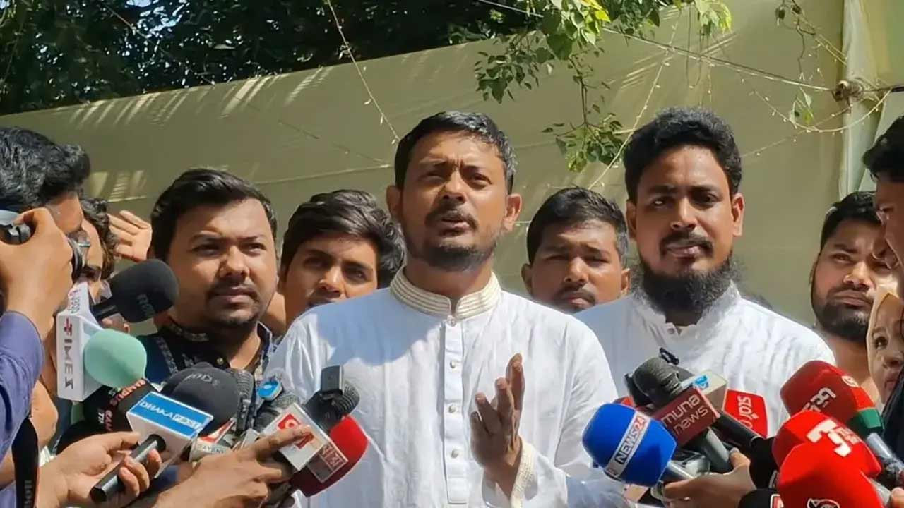ইশরাক ফাঁদে পড়েছেন স্বরাষ্ট্রমন্ত্রীর ব্যর্থতায়: নাসীরুদ্দীন পাটওয়ারী