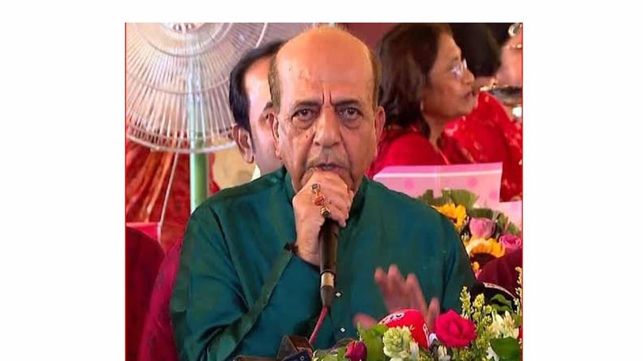 বাংলাদেশে উৎসবমুখর পরিবেশে দুর্গাপূজা উদ্&zwnj;যাপিত হচ্ছে: দীনেশ ত্রিবেদী