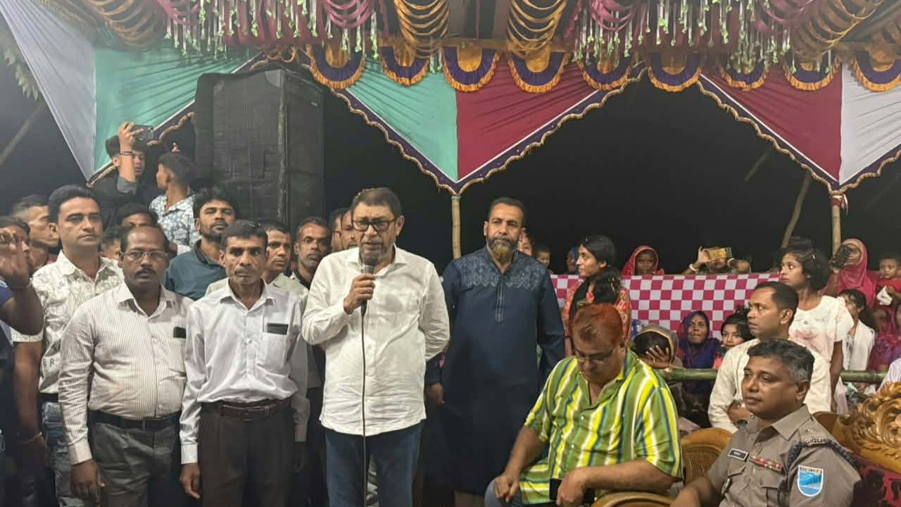 দুর্গাপূজার নিরাপত্তায় প্রয়োজনীয় সব ব্যবস্থা নিয়েছে সরকার: স্বাস্থ্যমন্ত্রী