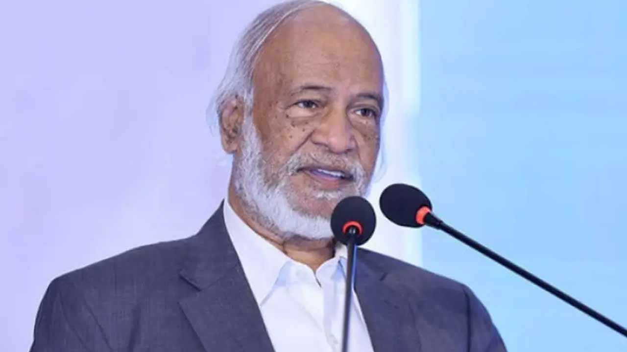 হঠাৎ অসুস্থ হয়ে হাসপাতালে স্থানীয় সরকারমন্ত্রী
