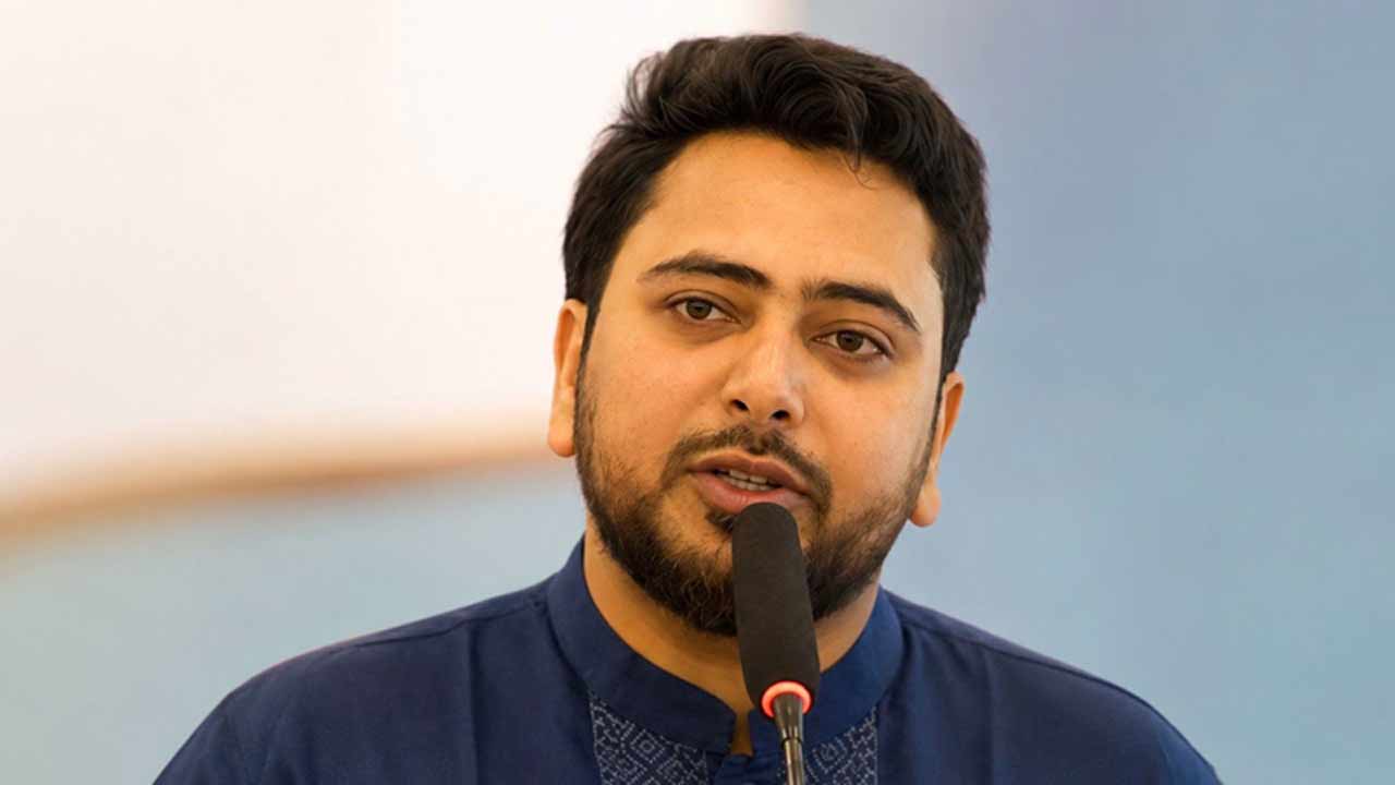 সিন্ডিকেট, সন্ত্রাস ও চাঁদাবাজদের বিরুদ্ধে ঐক্যবদ্ধ হওয়ার আহ্বান নাহিদের