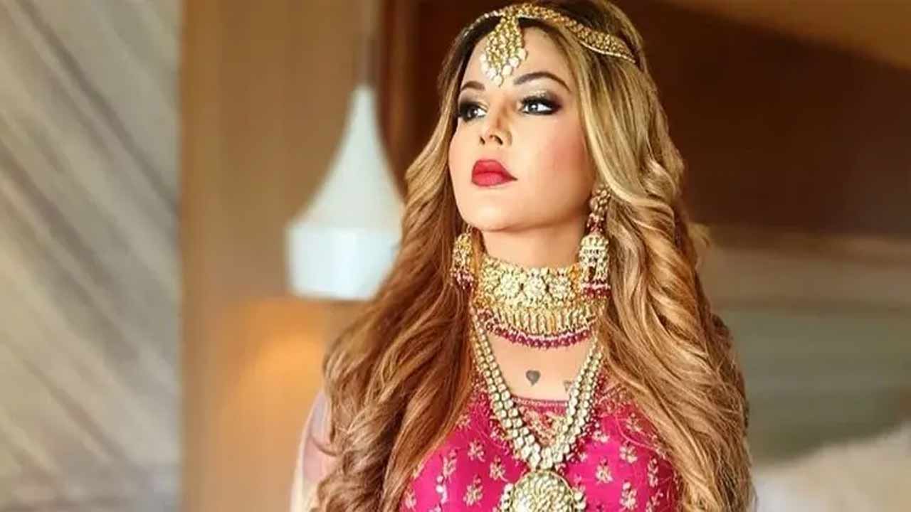 রাখি সাওয়ান্তের বিরুদ্ধে গ্রেফতারি পরোয়ানা বাতিল