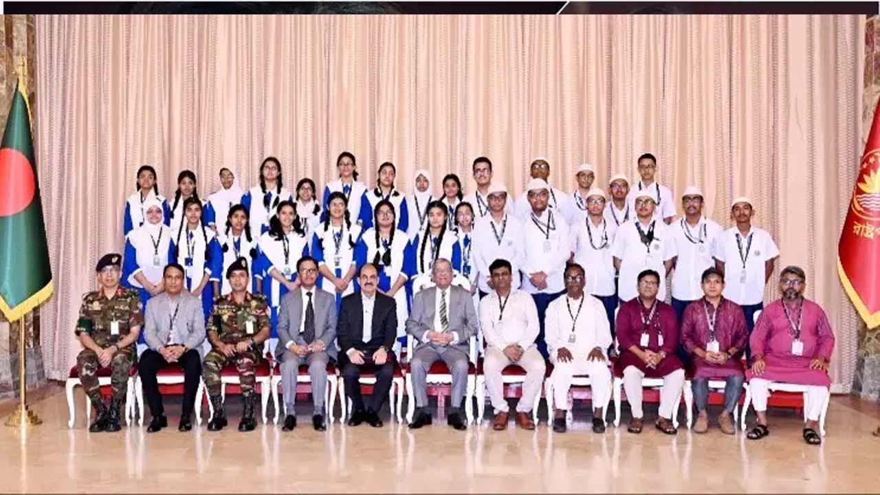 সংগৃহীত