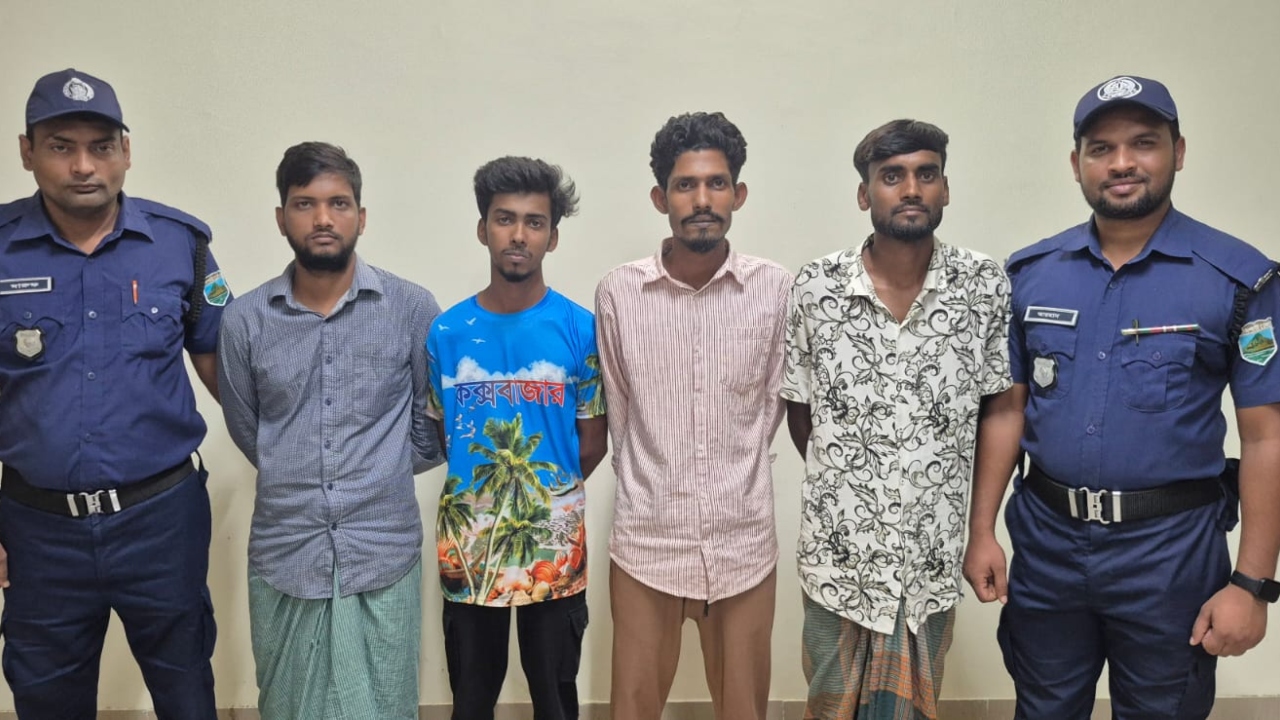 নওগাঁয় ছাত্রলীগের চার নেতাকর্মী গ্রেপ্তার, পাঠানো হলো আদালতে
