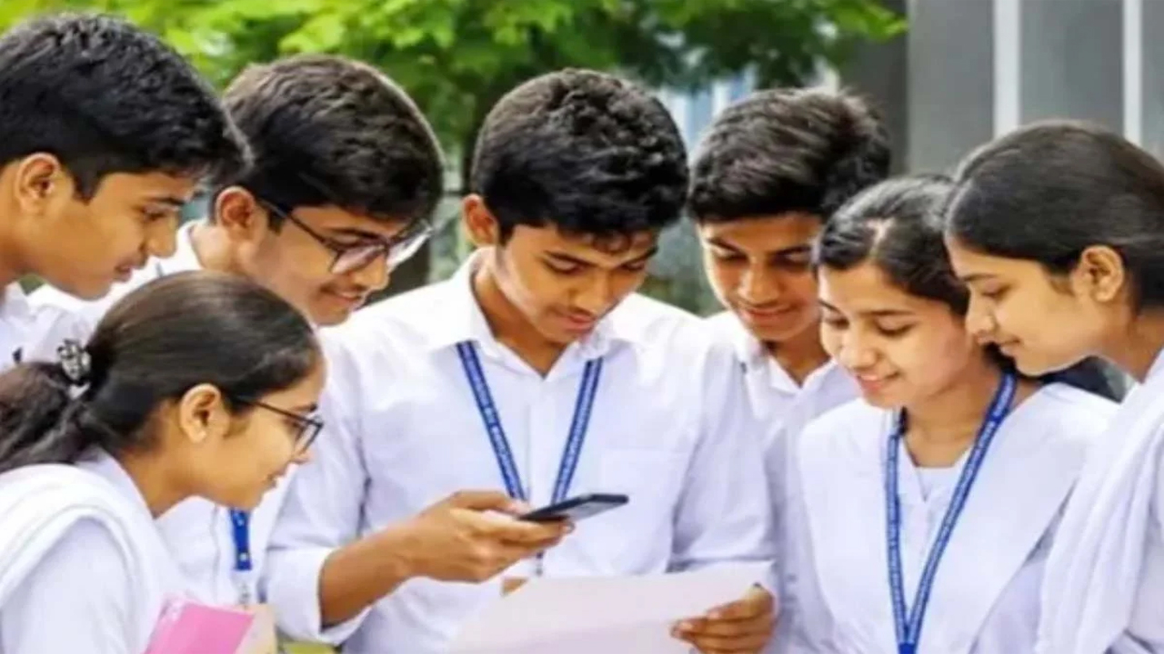 এইচএসসি ও সমমানে ২৯৩ প্রতিষ্ঠানে পাস করেননি কেউ