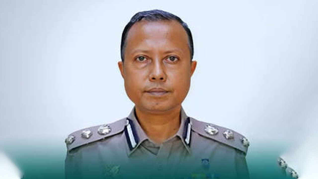 বাড়িতে ডিজে পার্টি দিয়ে বরখাস্ত হলেন অতিরিক্ত ডিআইজি