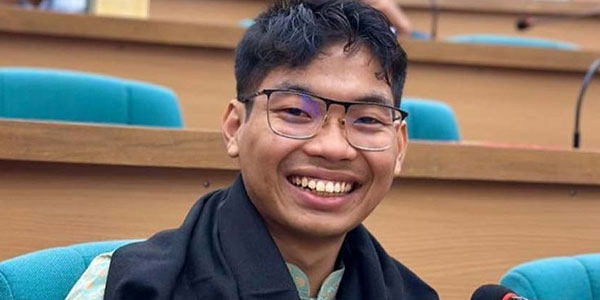 ডাকসুতে সর্বমিত্র চাকমার কার্যক্রমে আপনি কি সন্তুষ্ট?